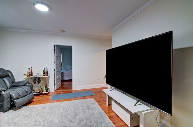 Building Photo - 19 Wollaston Ave