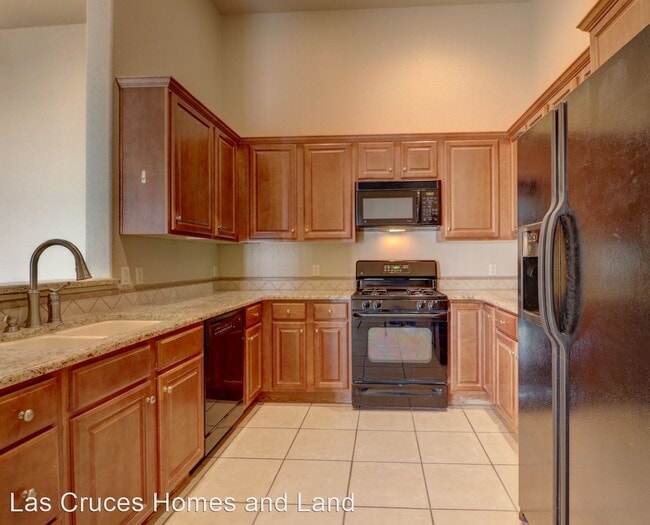 Building Photo - 2 br, 2 bath House - 1293 Mission Nuevo Un...