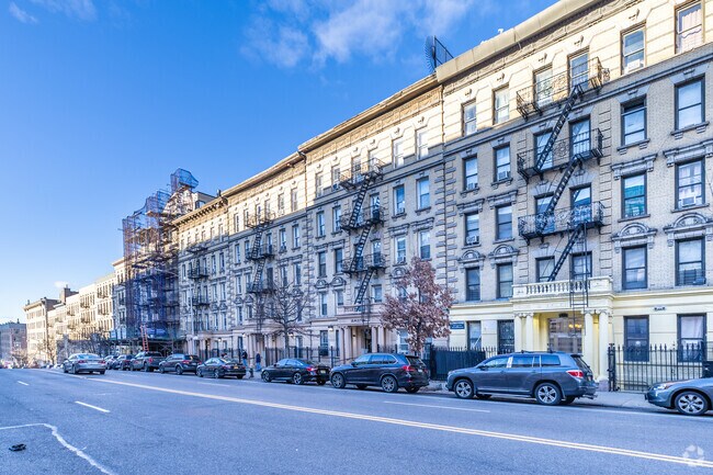 Foto del edificio - 513-517 W 135th St