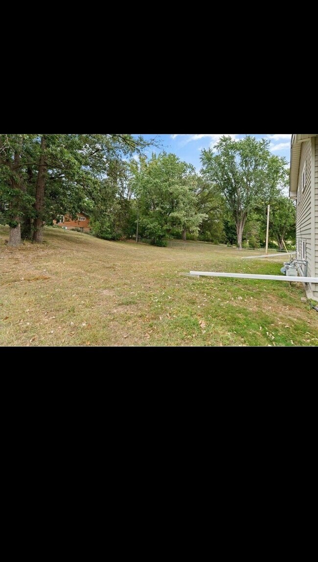 Building Photo - 4680 Nicols Rd