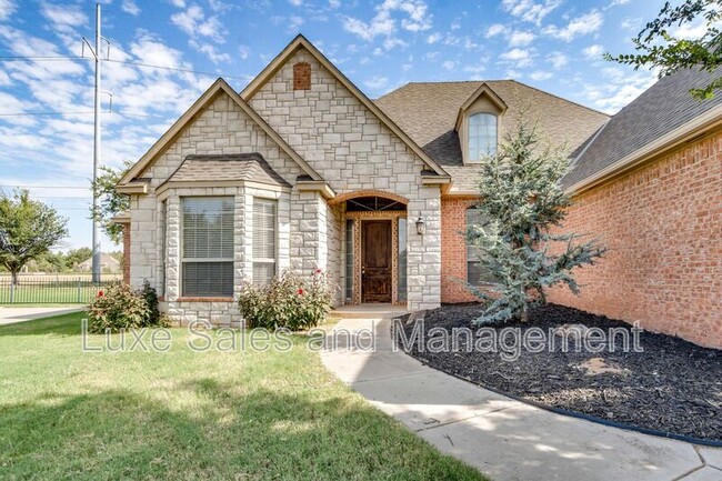 Building Photo - 3341 Heritage Green Cir