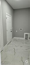 Building Photo - 4706 6th St W
