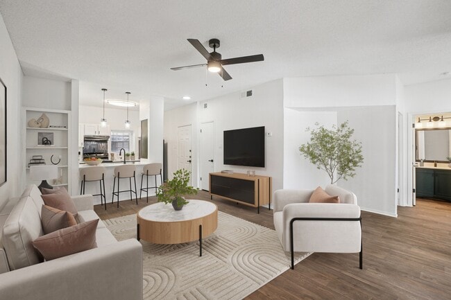 Building Photo - Chatham Court and Reflections