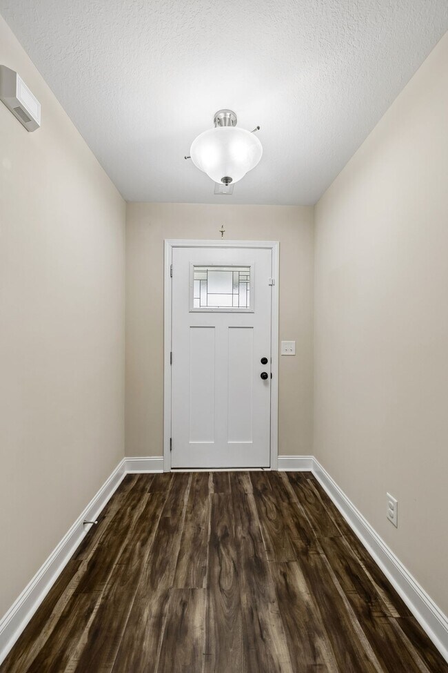 Foto del edificio - 1151 Eagles Bluff Dr