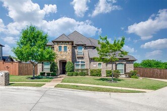 Building Photo - 9359 Cherry Brook Ln