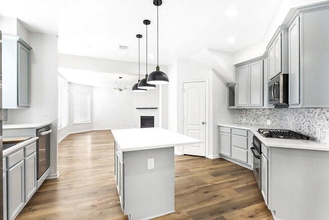 Foto del edificio - 21823 Mystic Point Ct