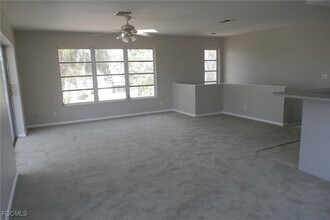 Building Photo - 374 Connecticut St