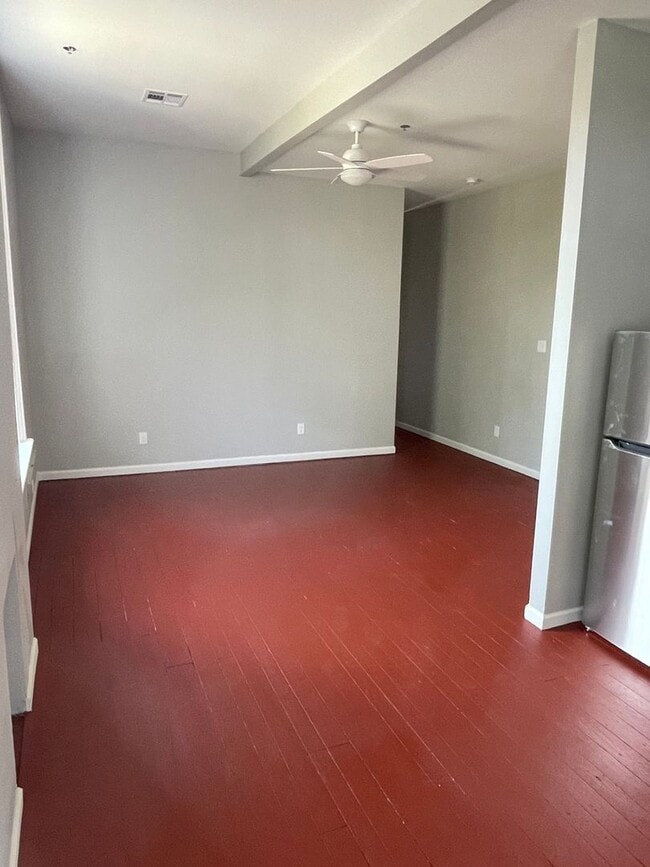 Foto del edificio - Newly Renovated Unit in Historic Building