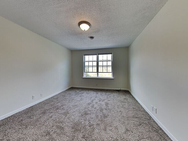 Building Photo - 441 Harding Pl