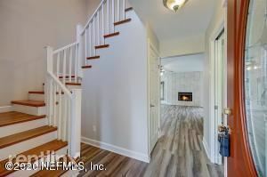 Building Photo - 11480 Fort Caroline Lakes Dr