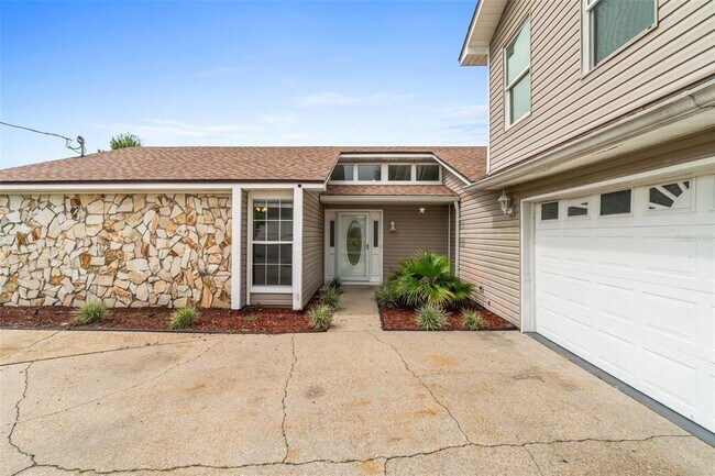 Foto del edificio - 7581 Kelsey Dr