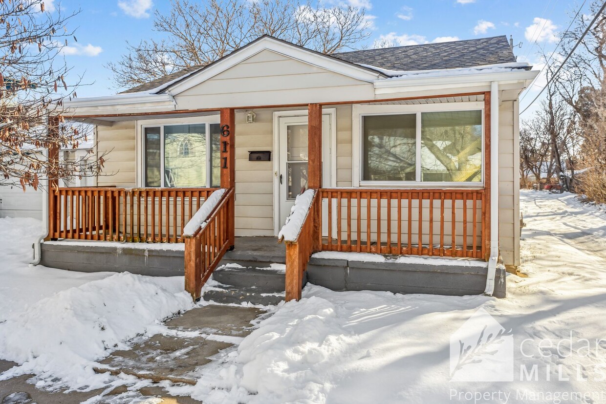 Primary Photo - One Bedroom Riverside Home