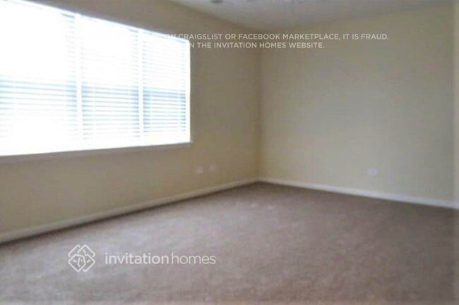 Building Photo - 3862 Pathfinder Ln