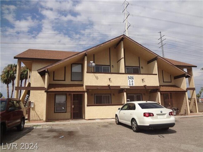 Foto del edificio - 5456 Cabeza Dr
