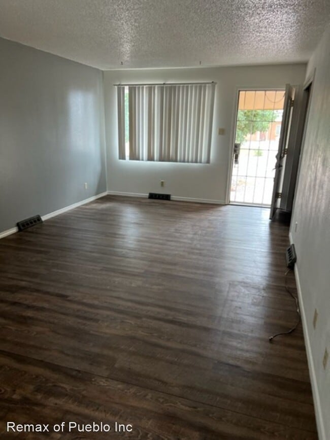 Building Photo - 2 br, 1 bath House - 923 s. Harmony Dr.
