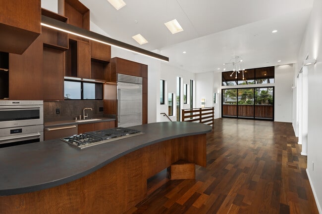 Foto del edificio - 4640 Del Monte Ave