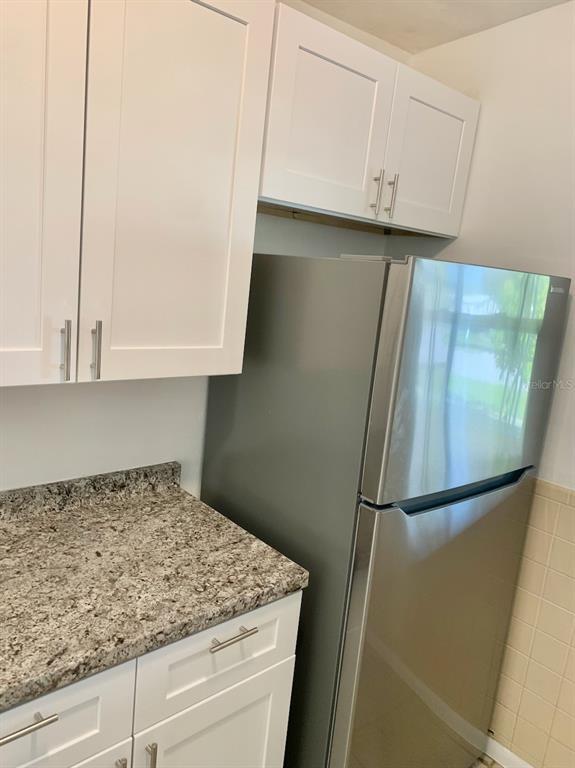 Foto del edificio - 3140 Crestwood Dr