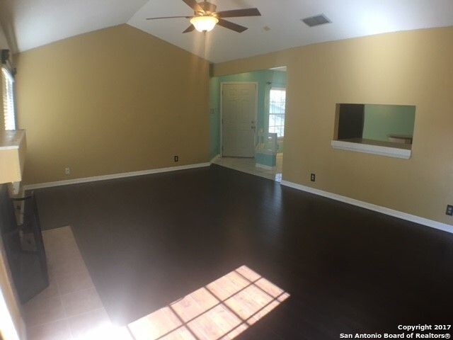 Foto del edificio - 10011 COAST RIDGE DR