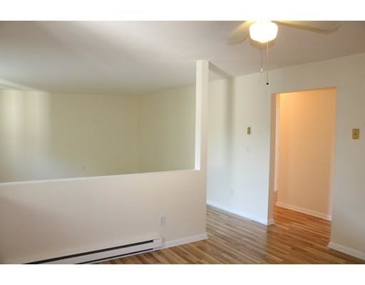 Foto del edificio - 641 S Washington St
