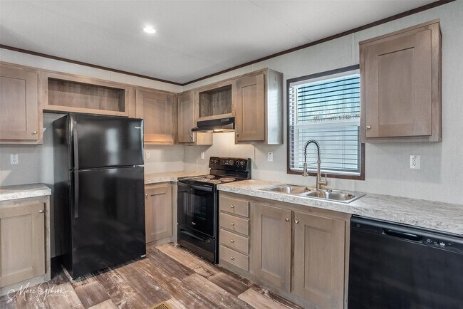 Building Photo - South Bossier Rental