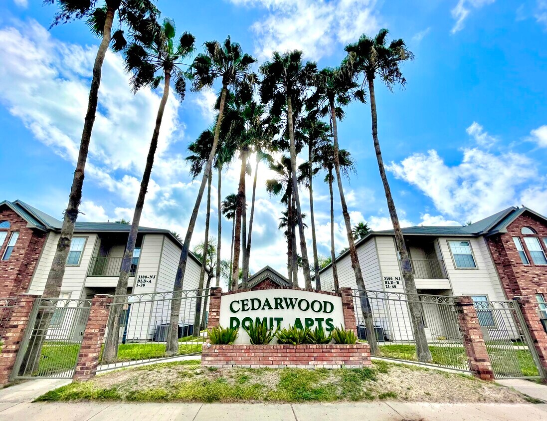 Cedarwood Apartments 3100 N J St McAllen, TX Apartments for Rent in McAllen
