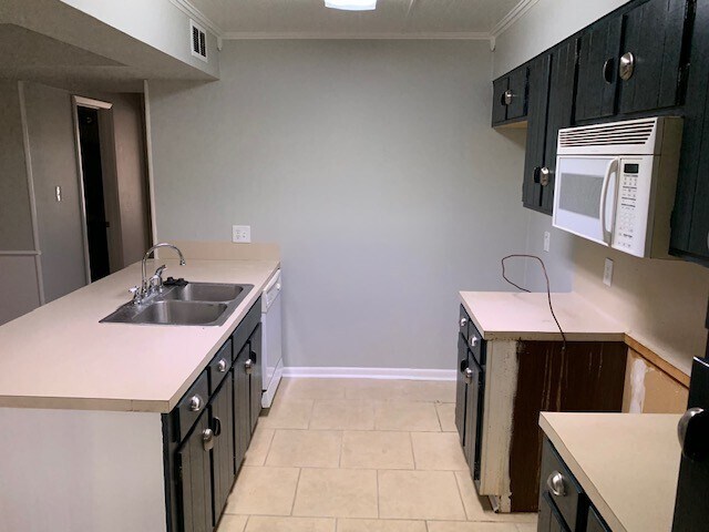 Foto del edificio - 323 John Wesley Blvd