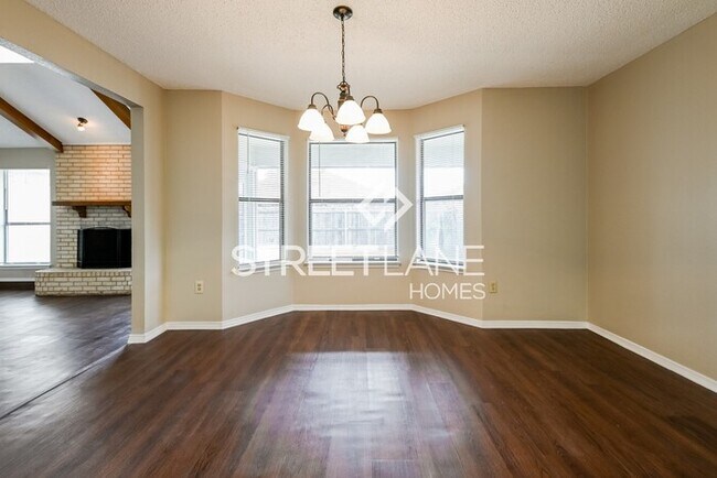 Building Photo - Charming 3 Bedroom in Arlington!