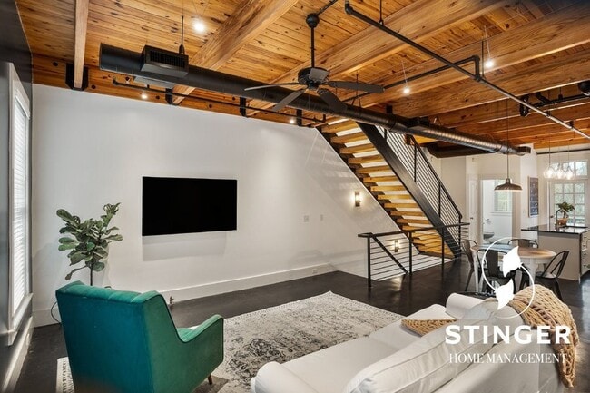 Building Photo - 3 Market-2