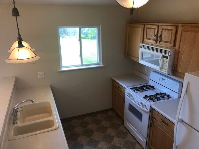 Foto del edificio - Gorgeous 3 Bedroom, 2 Bathroom Home minutes from Offutt Air Base