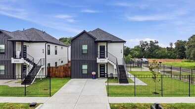 Building Photo - 3107 Grassmere St