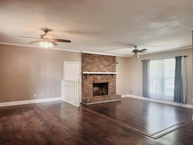 Foto del edificio - 975 Pair Rd SW
