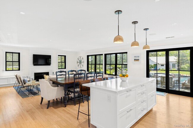 Building Photo - 60 Franklin Ave