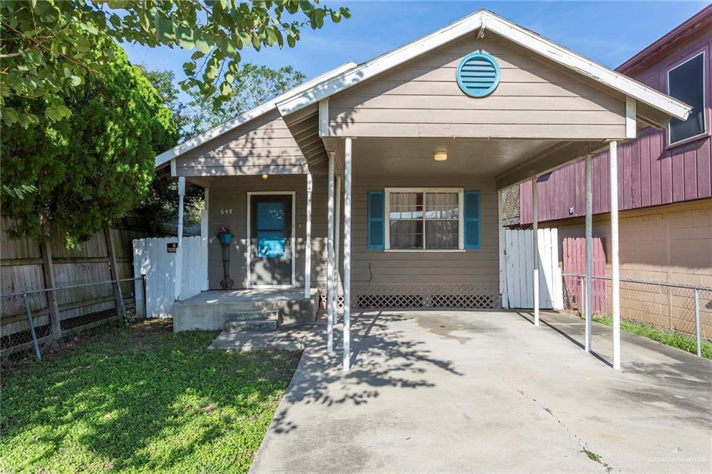 Primary Photo - 648 Corral St