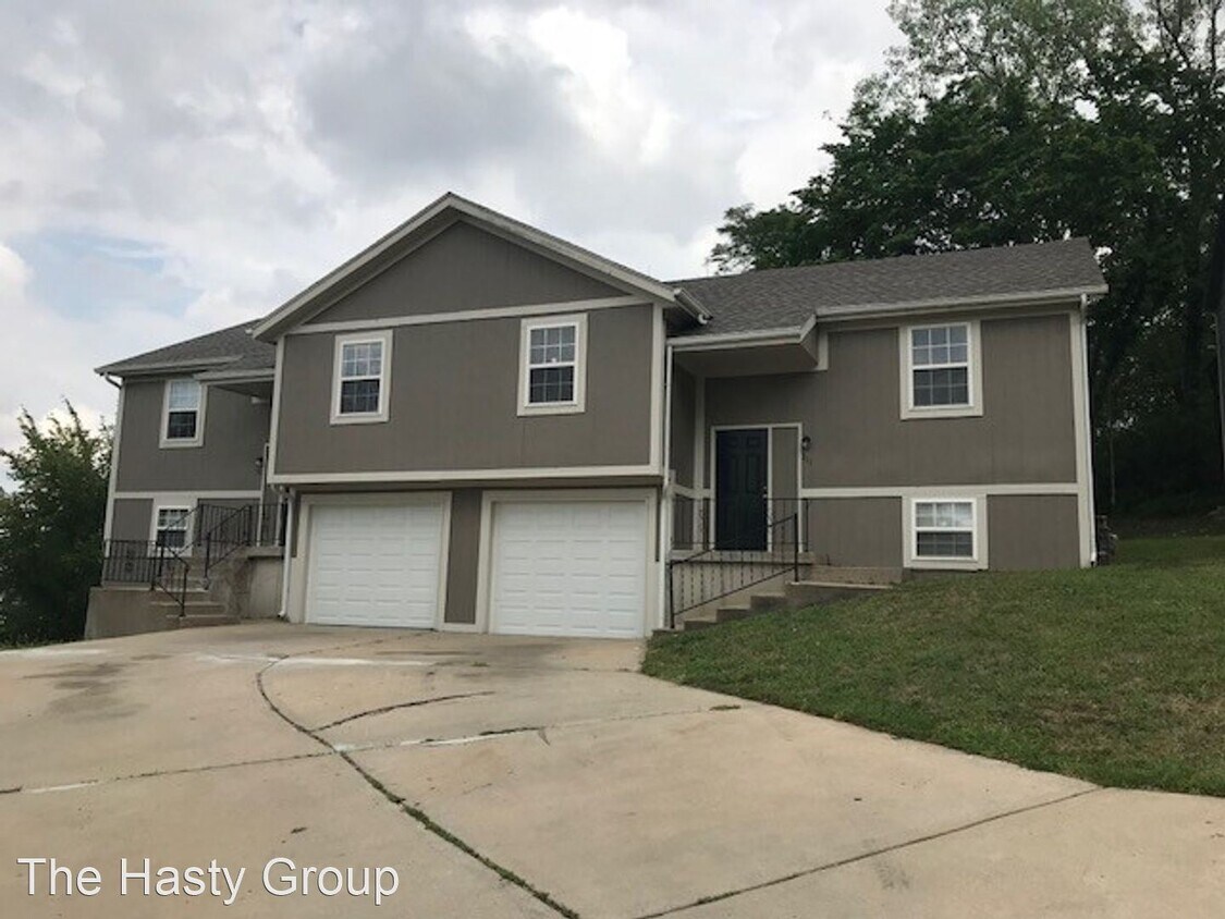 Foto principal - 3 br, 2 bath House - 109 Cambridge St