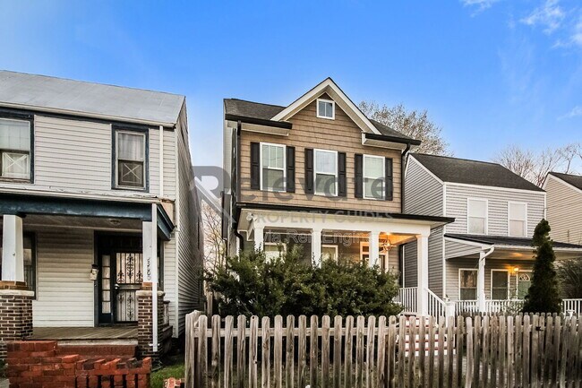 Photo - 3002 P St House