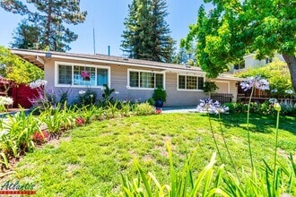 Building Photo - 1127 Blackfield Way