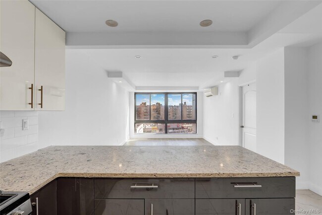 Foto del edificio - 4516 83rd St