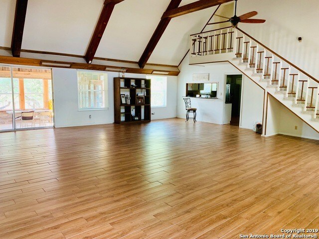 Foto del edificio - 221 Ranch Cir Dr