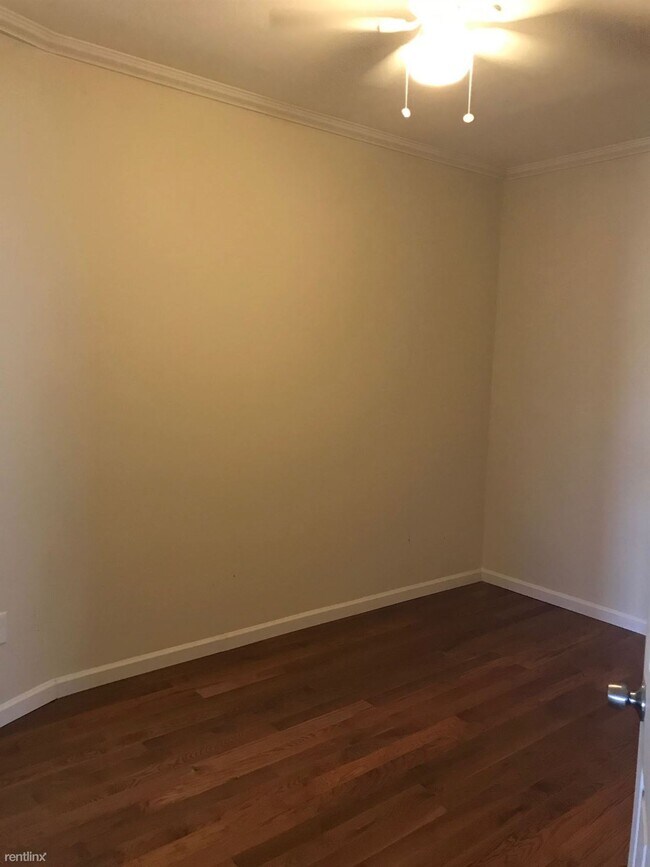Building Photo - 2 br, 1 bath  - 1112 27th St