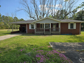 Building Photo - 2127 Ramsey Loop Rd