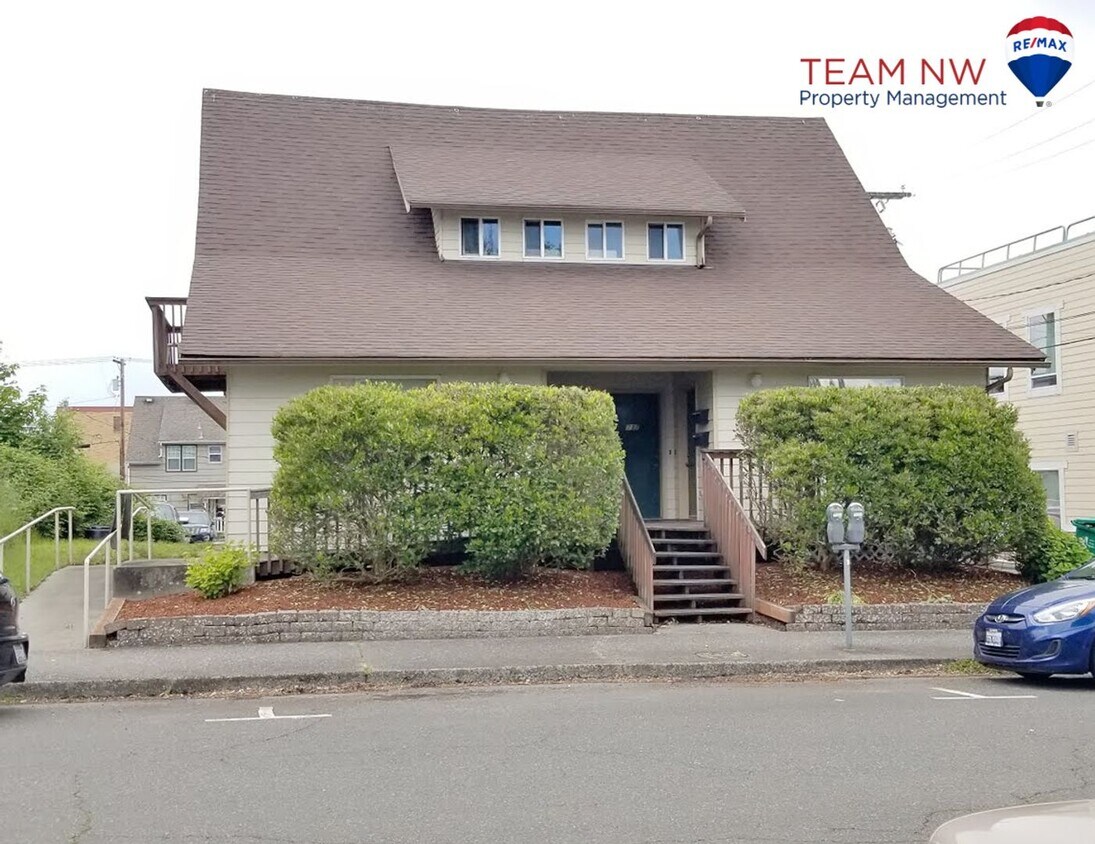 Foto principal - Move in ready downtown Olympia apartment. ...