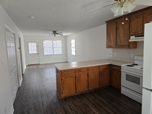 Foto del edificio - 1201 S 13th St