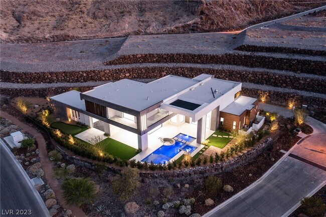 Foto del edificio - 1 Sanctuary Peak Ct
