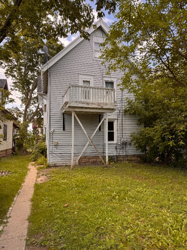 Building Photo - 806 S 32nd St