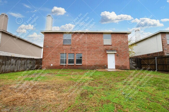 Building Photo - 4 br, 2.5 bath House - 2912 Rocco Dr