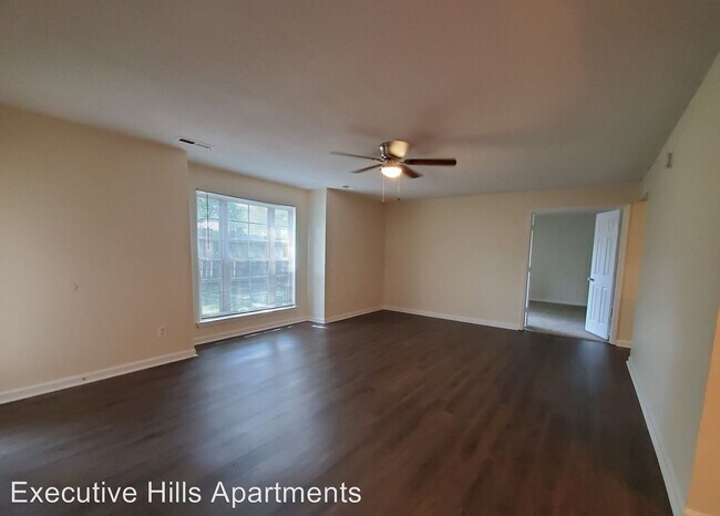Building Photo - 1601 Sparkman Dr NW