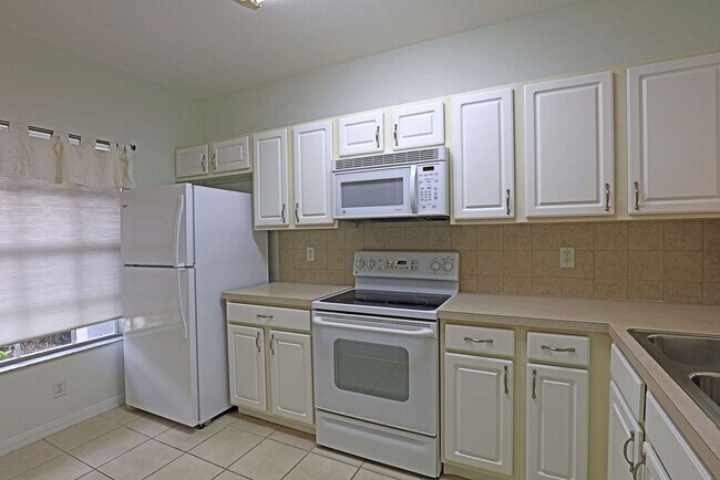 Foto del edificio - 10086 Spyglass Hill Ln