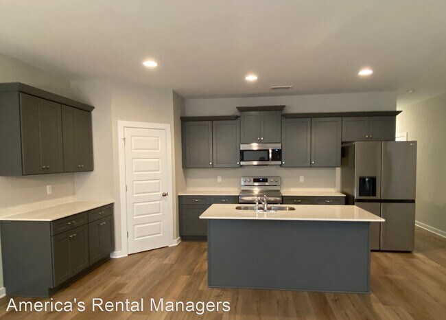 Building Photo - 4 br, 2.5 bath House - 131 County Road 1702