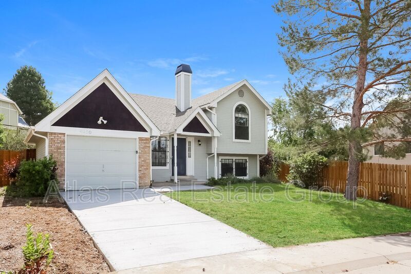 Primary Photo - 4820 S Zeno St