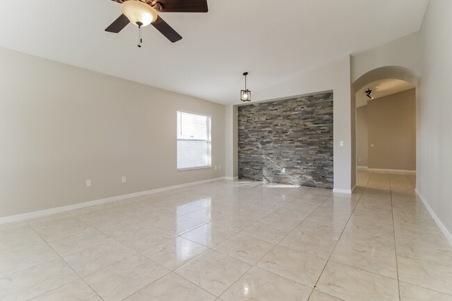 Building Photo - 1149 Whitewood Way